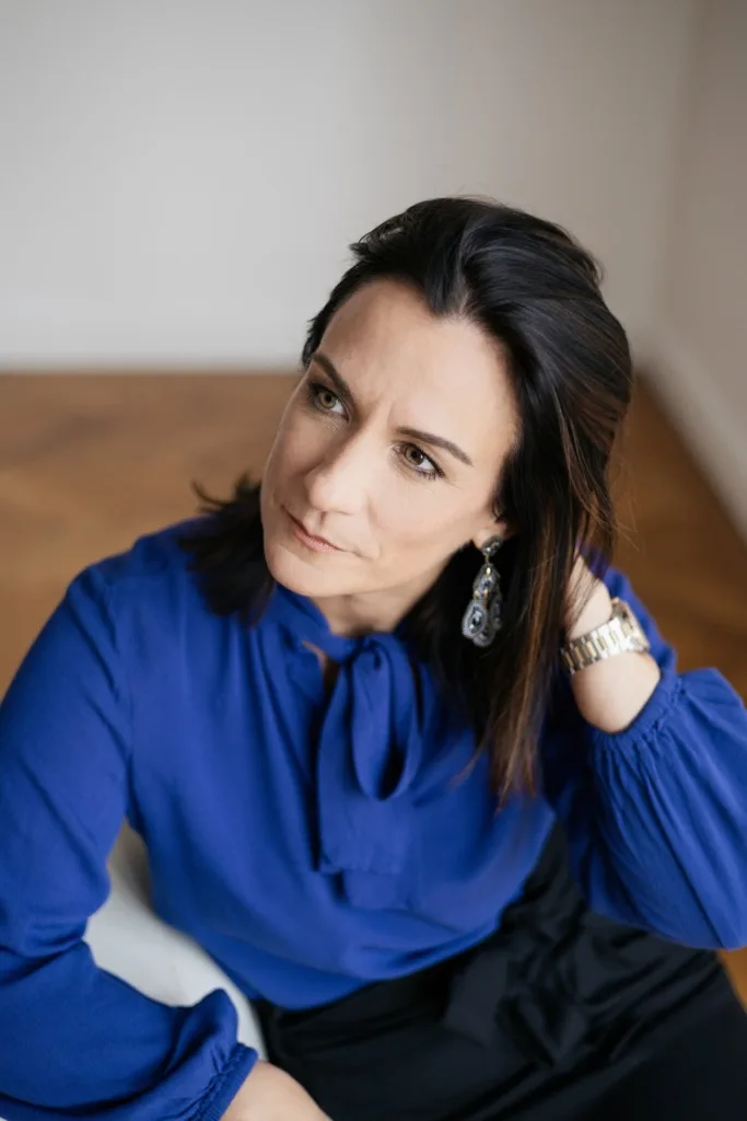 Sabine Linhart