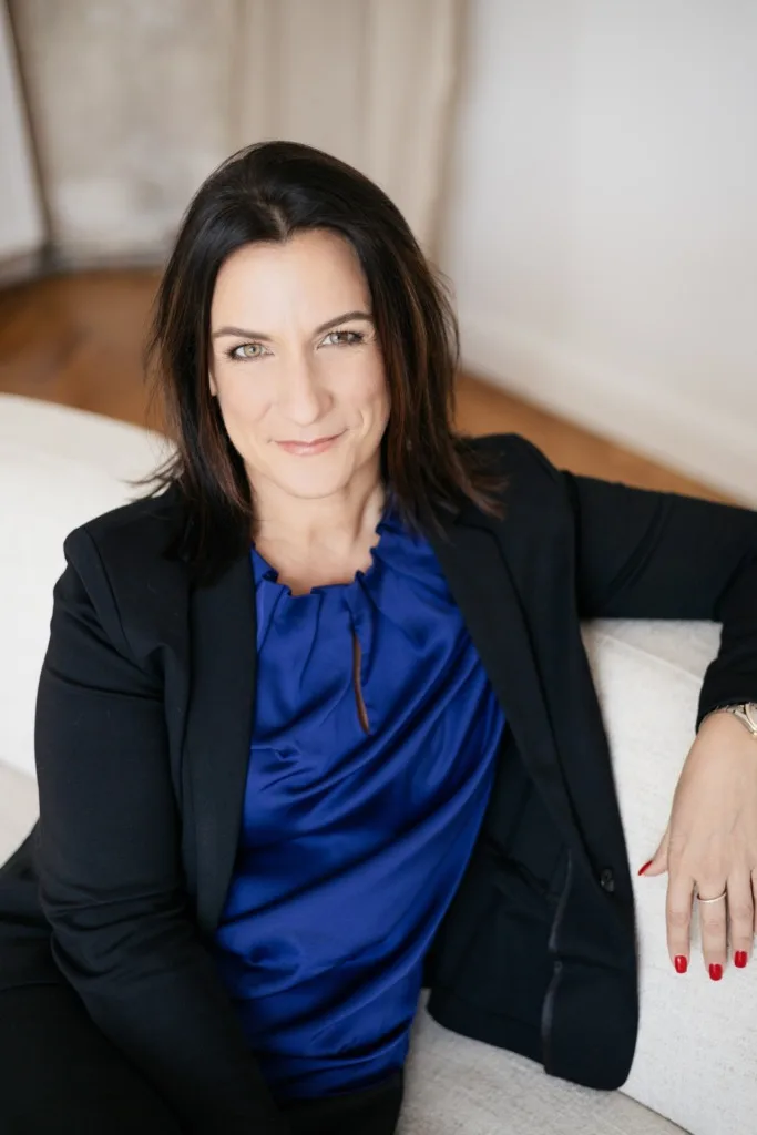 Sabine Linhart
