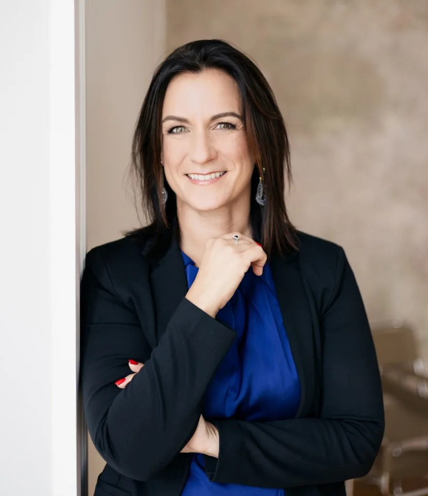 Sabine Linhart